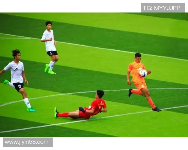 捷克U19与阿美尼亚U19激战正酣青少年足球赛精彩回顾与分析